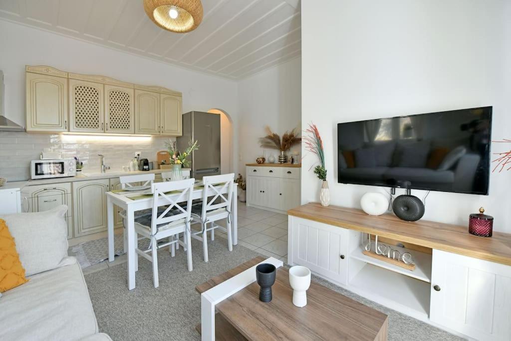 Olivo II Luxury Apartment Hydra  Bagian luar foto